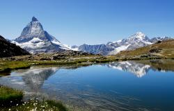 images/Fotos/Natur/Alpen/thumbs//farbspektrum-bergsee-matterhorn.jpg